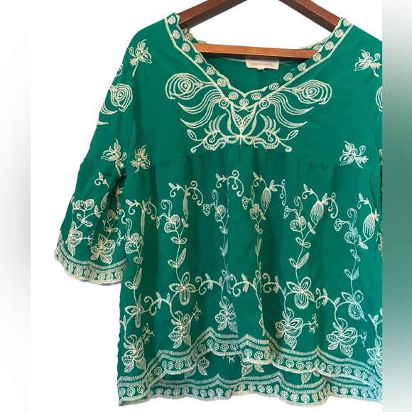 Solitaire Boho Emerald Green Embroidered Floral Top - Picture 2 of 12